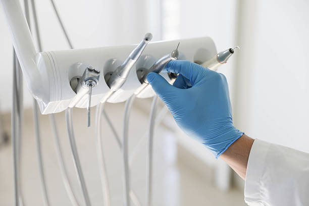 Professional Dental Implants technician working in Castle Point, MO